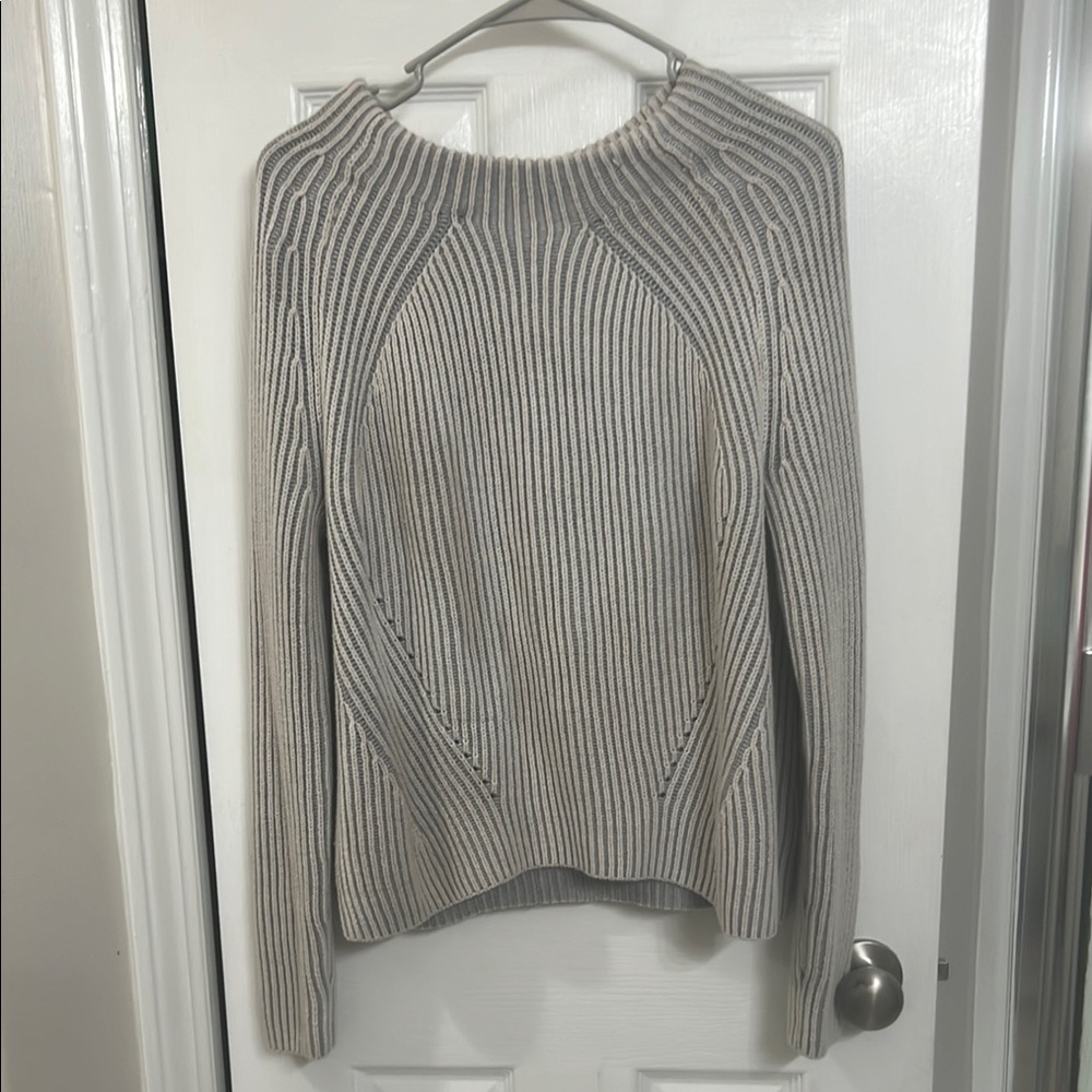 Women's Athleta Gray Ribbed Sweater